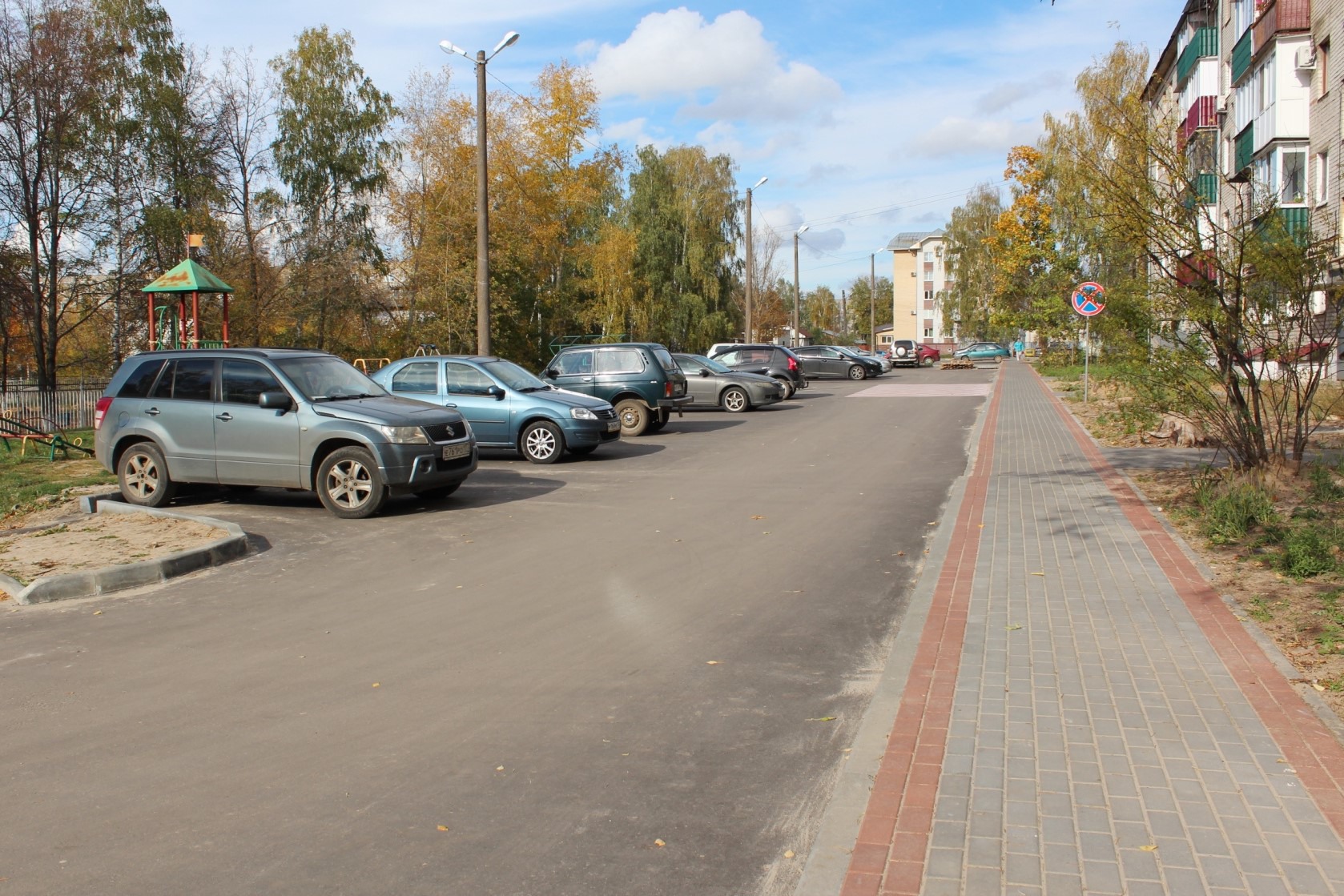 Двор в микрорайоне Гоголя благоустроили по проекту «Вам решать»